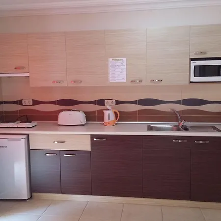 Ada-1 Lejlighedshotel