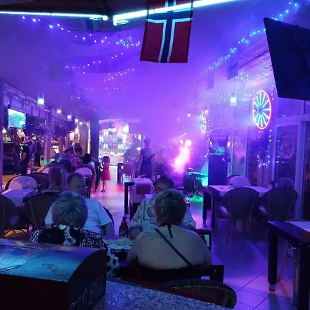 Ada-1 Lejlighedshotel